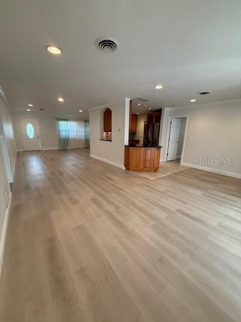 Building Photo - 3856 Tarpon Rd