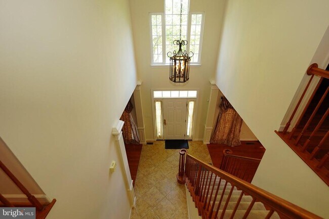 Building Photo - 14030 Bromfield Rd