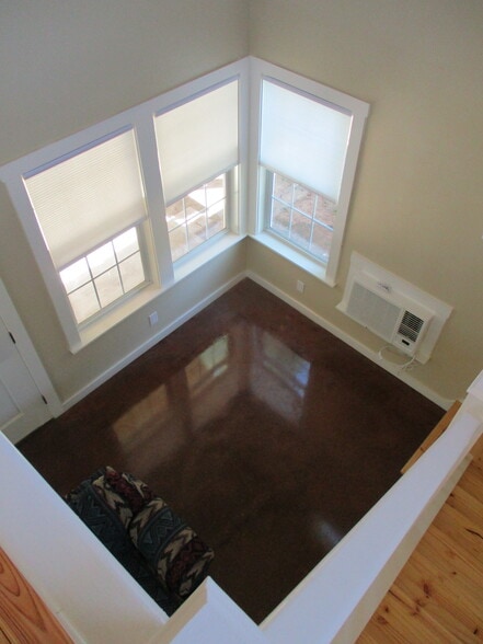 Building Photo - 488 FM 1441