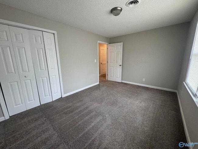 Building Photo - 17439 Morgan Dr