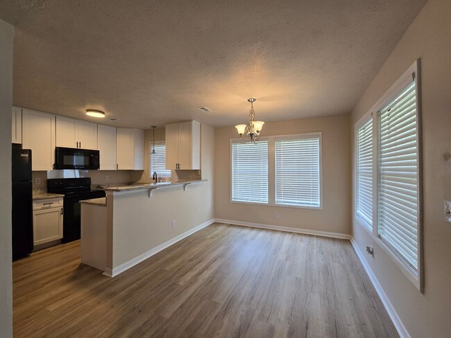 Building Photo - 6780-1 Willowbrook Dr ~ Stewarts Creek