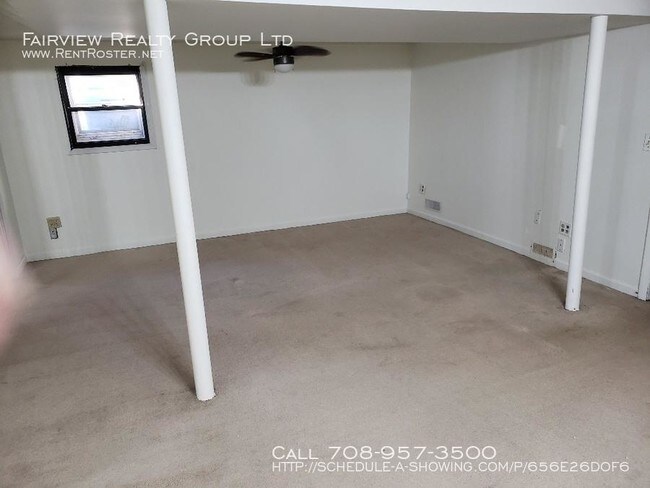 Building Photo - 1 bedroom in East Hazel Crest IL 60429