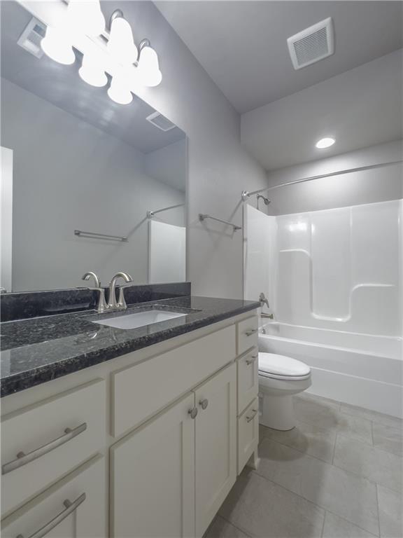 Building Photo - 1825 Woodhause Cir