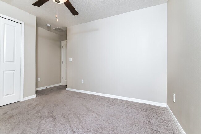 Building Photo - 5423 Rainwood Meadows Dr