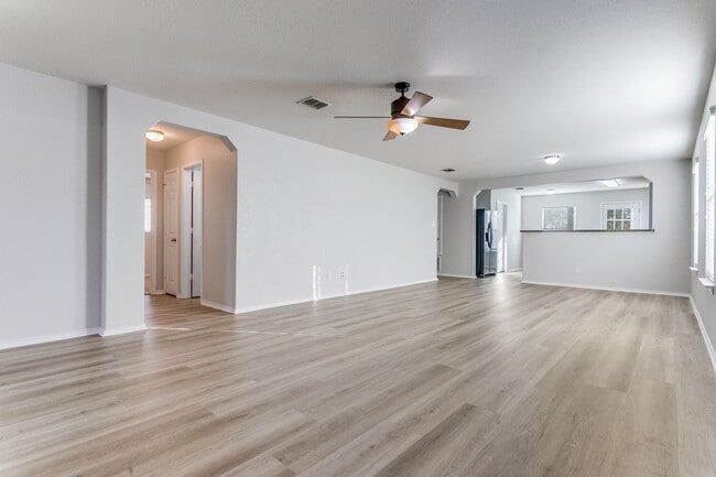 Building Photo - 3/2/2 new flooring and interior paint