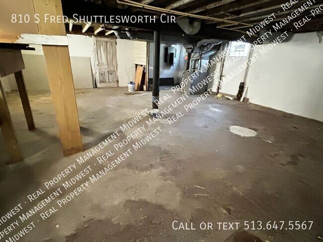 Building Photo - 810 S Fred Shuttlesworth Cir