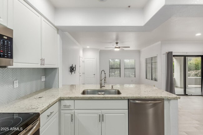 Building Photo - 295 N Rural Rd