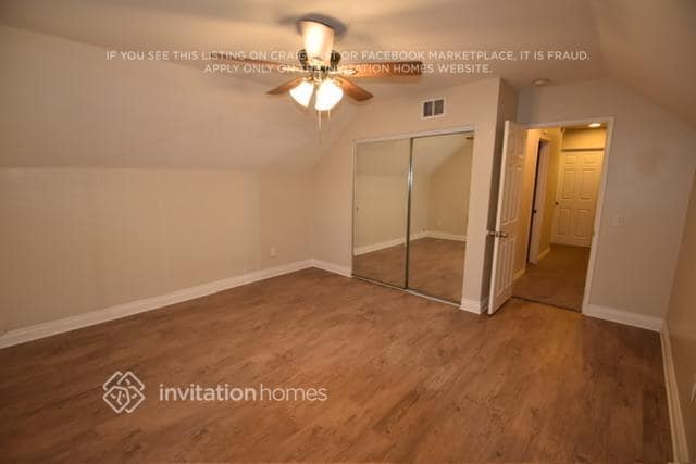 Building Photo - 2025 S Main St