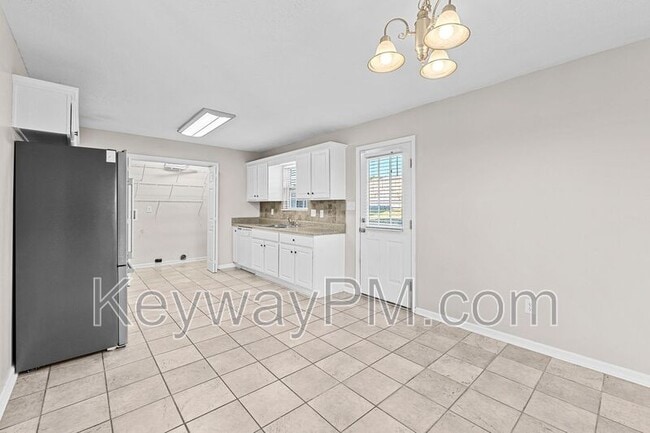 Building Photo - 19 Whitney Ct