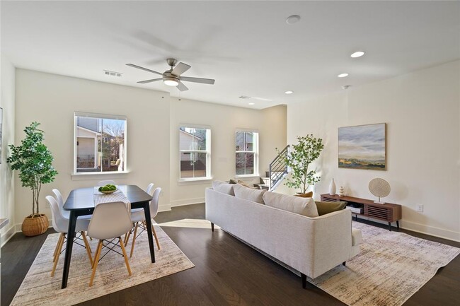 Building Photo - 2708 Halcyon Dr