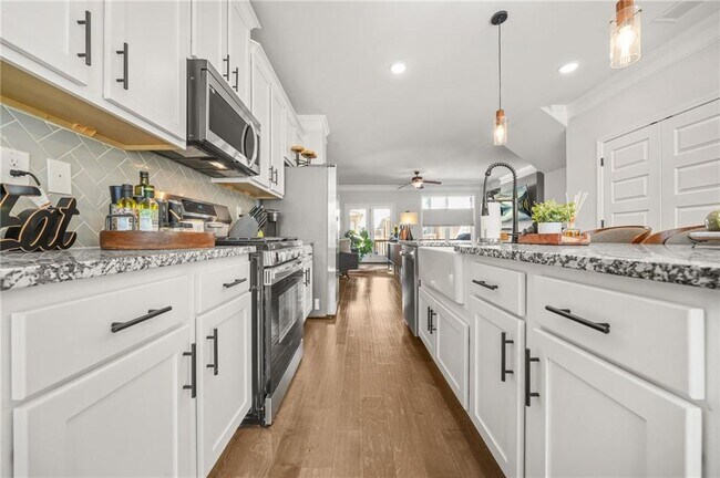 Building Photo - 967 Allegro Park