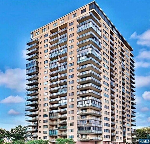 Primary Photo - 1203 River Rd