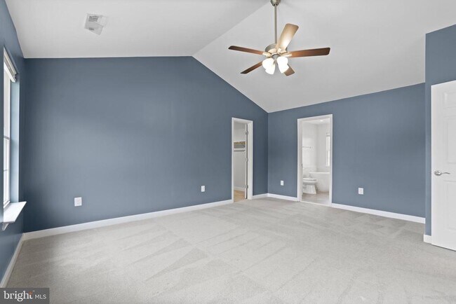 Building Photo - 4001 Mossy Bank Ln