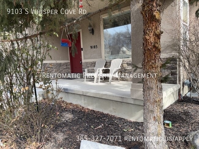 Building Photo - 9103 Whisper Cove Rd