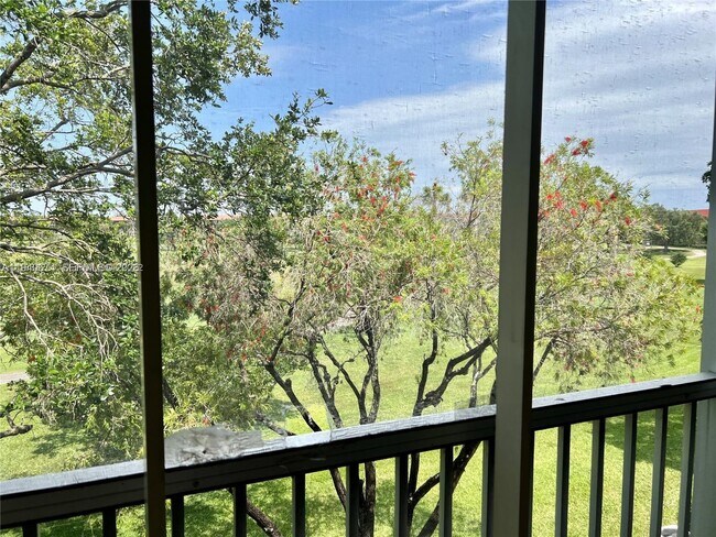 Building Photo - 1201 SW 128th Terrace