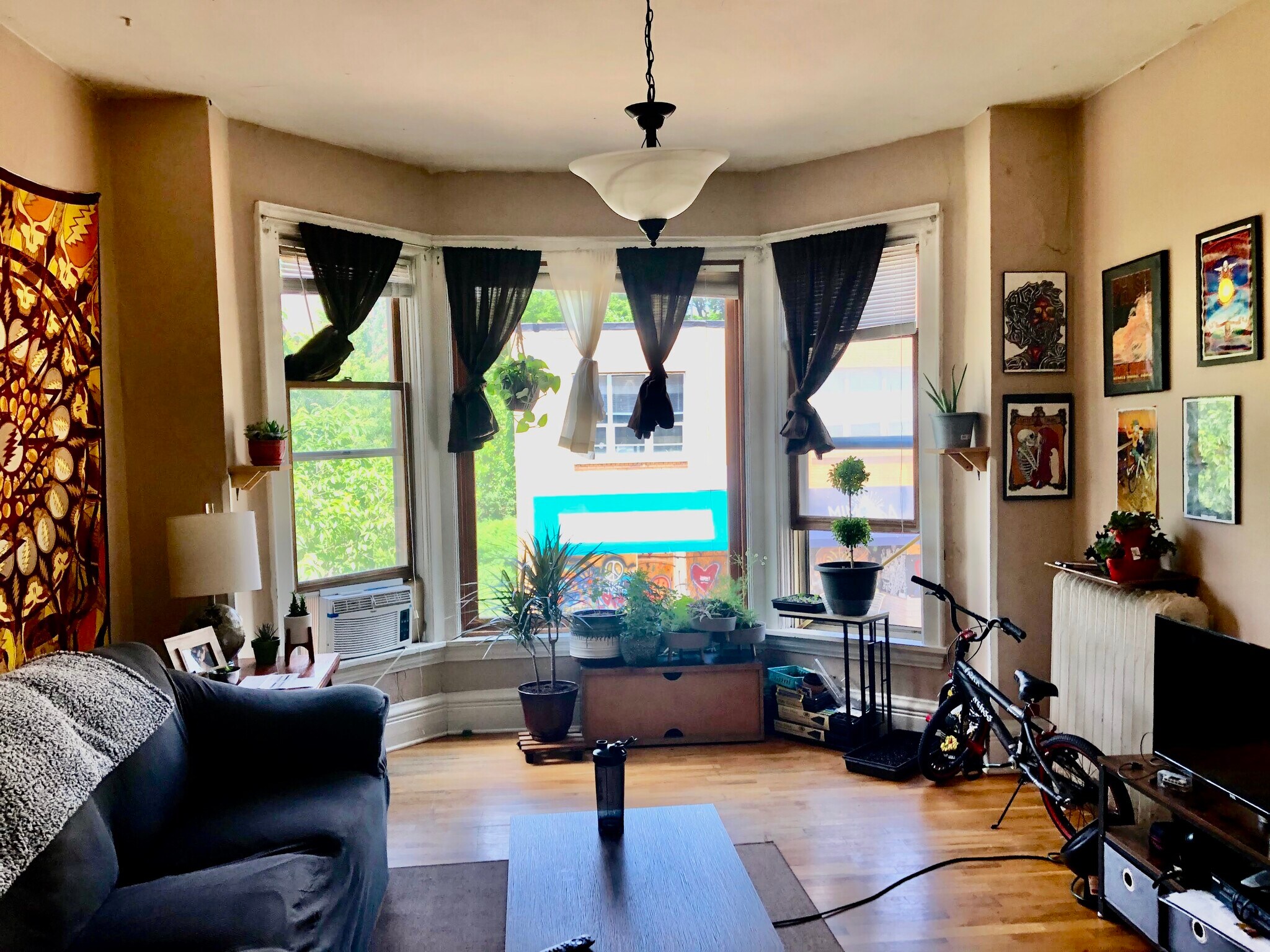 Building Photo - 419 State St