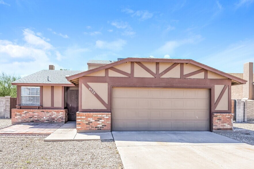 Primary Photo - 4725 W Wescott Dr