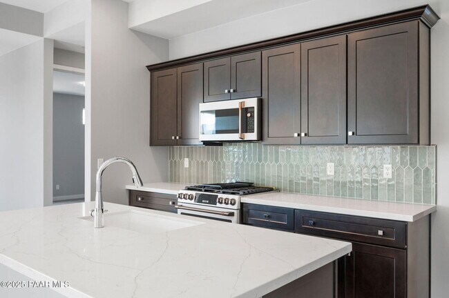 Building Photo - 1326 Rockwood Dr