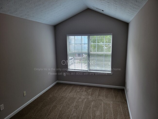 Building Photo - Beautiful 3 Bedroom Townhouse in Decatur!