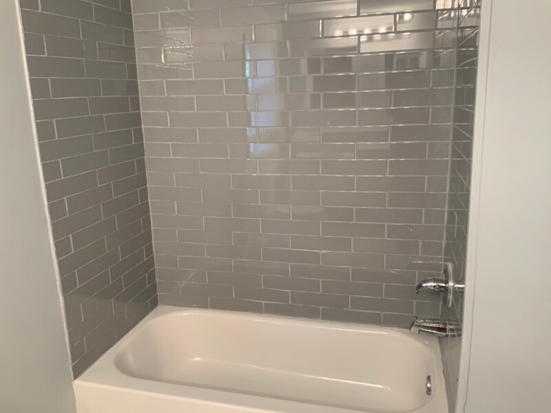 Building Photo - 1545 Oakwood St