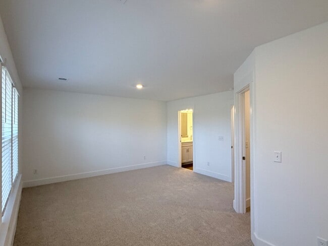 Building Photo - Brand-New 3BR Townhome with Garage in Clayton Crossing