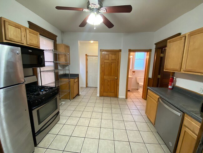 Building Photo - 1837 N 4th St