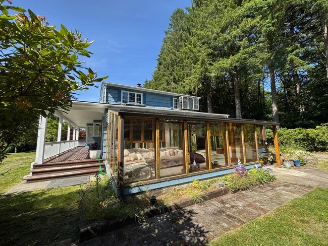 Building Photo - 10103 SW 156th St
