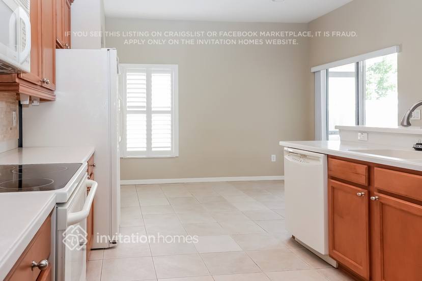 Building Photo - 1521 Emerald Hill Way