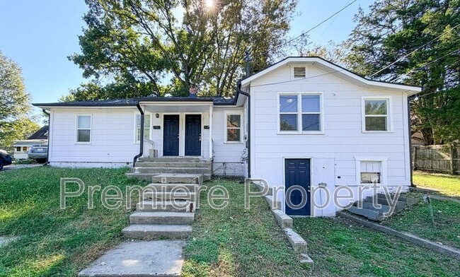 Primary Photo - 11117 E 15th St S