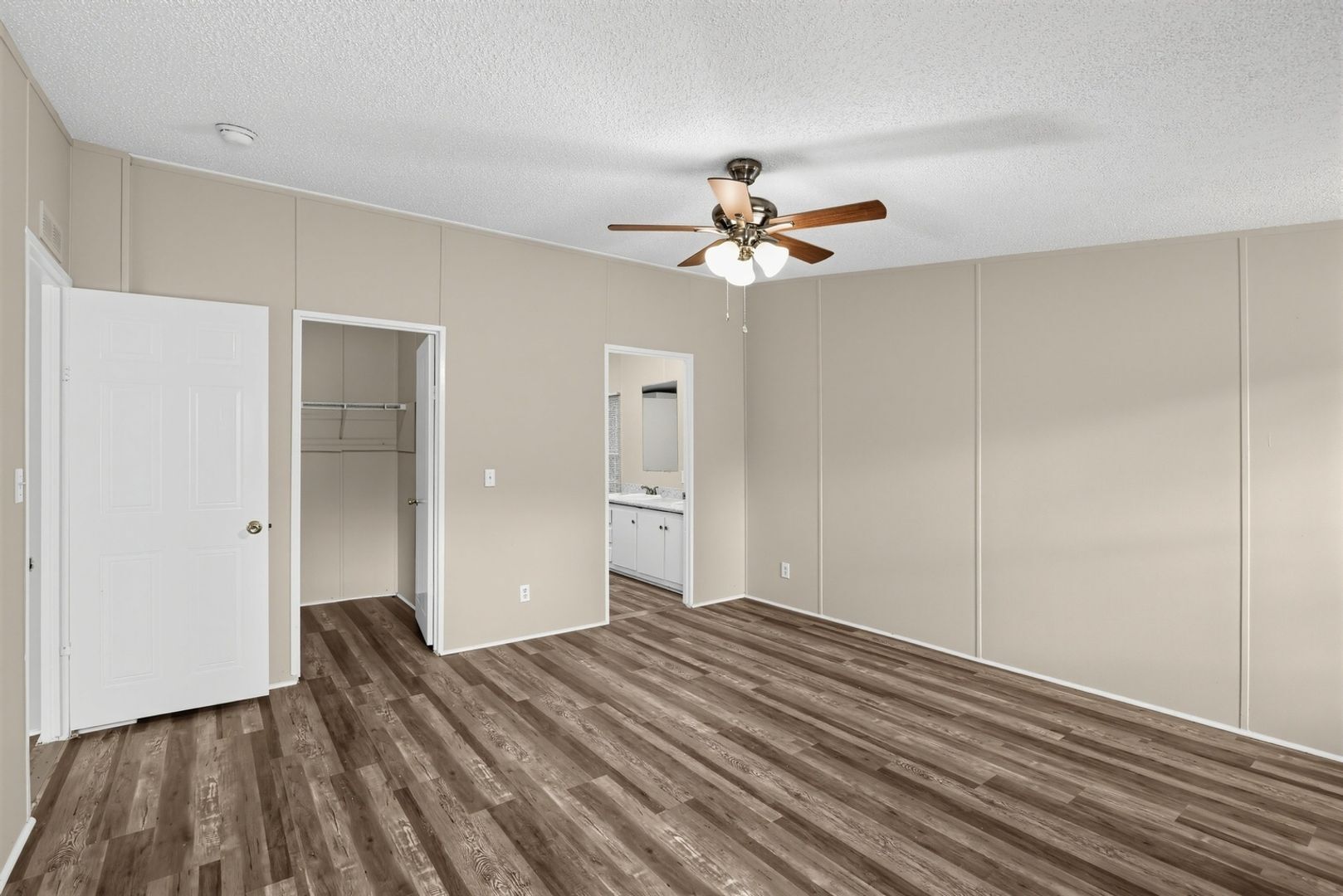 Building Photo - 3520 Jack Kelly Rd