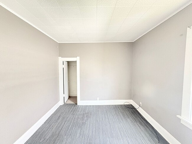 Building Photo - 1309 Idaho St
