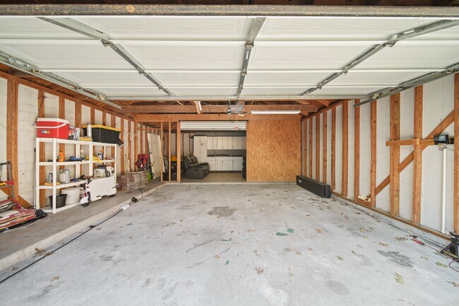 Building Photo - 16322 Drystone Ln