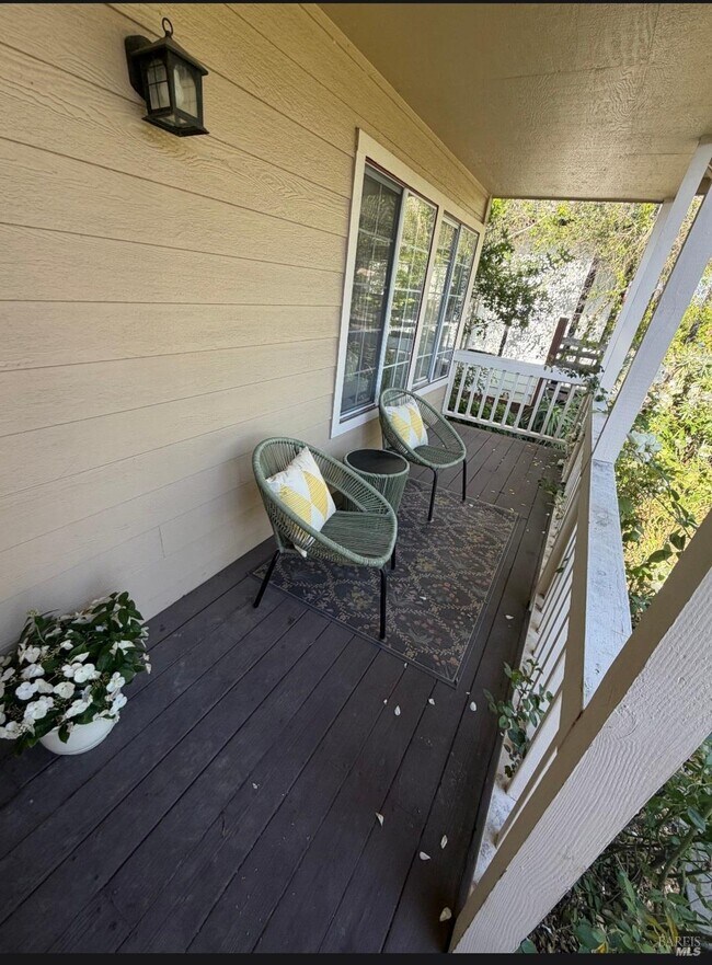 Building Photo - 1731 Walnut Creek Dr