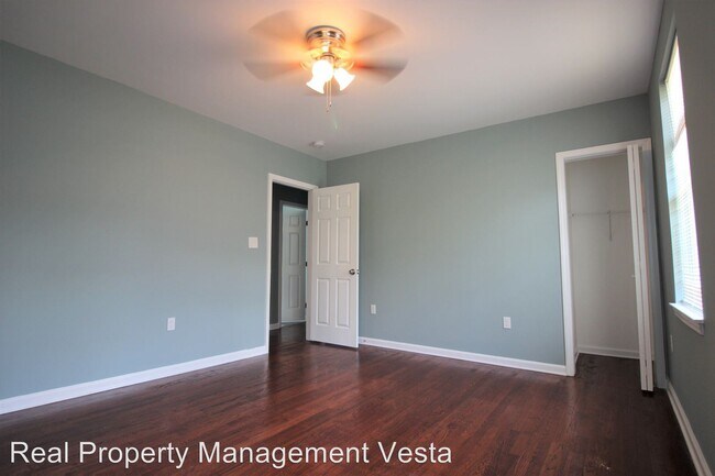 Building Photo - 833 North Ave