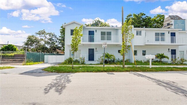 Primary Photo - 18395 SW 103rd Ct