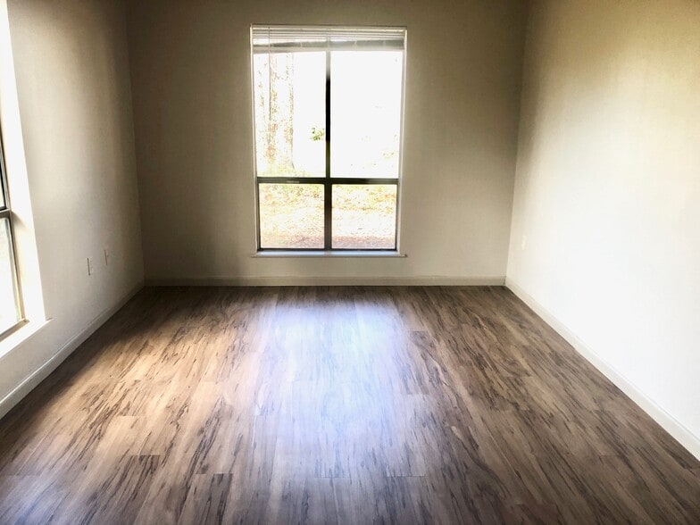 Building Photo - 45493 Sciara Ln