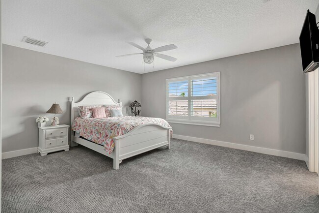 Building Photo - 3225 Braemar Way