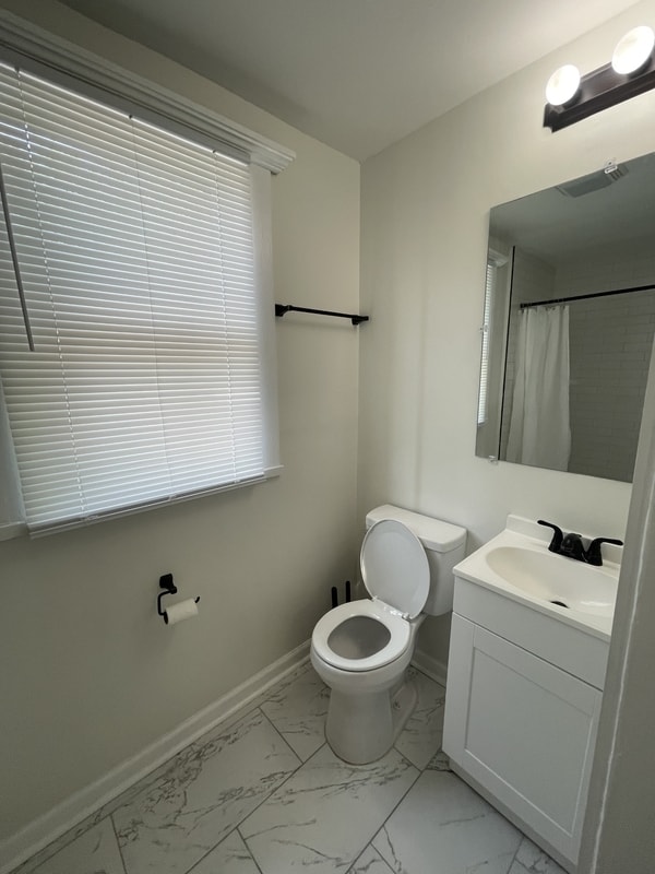 Building Photo - 299 Reinhard Ave