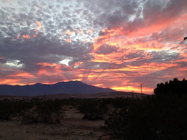 sunset - 21900 Penny Ln