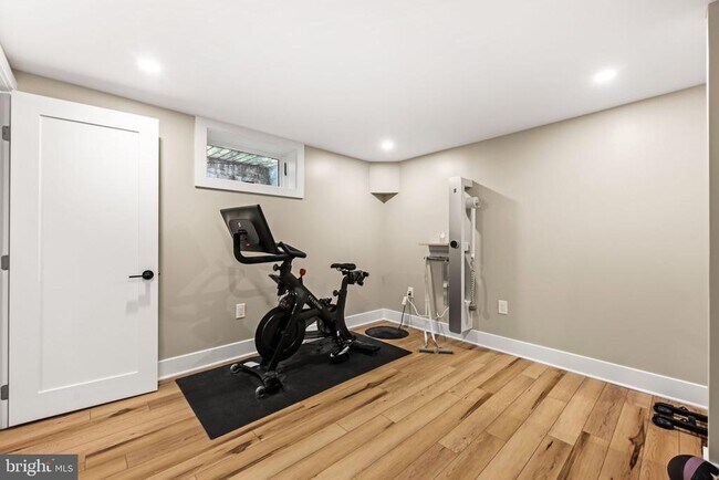 Building Photo - 1623 Jonquil St NW