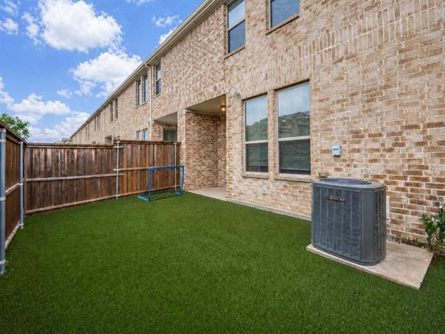 Building Photo - 3053 Galveston St
