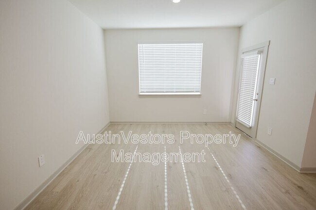 Building Photo - 413 Millbrook Blvd