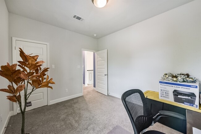 Building Photo - 27208 Starry Oaks Dr