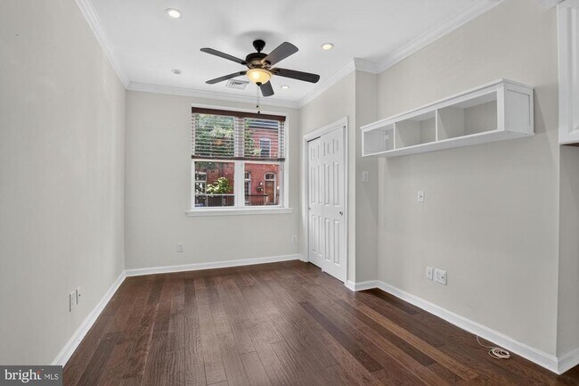 Building Photo - 4435 Sansom St
