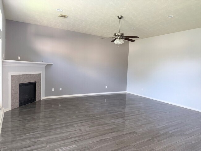 Building Photo - 11308 Madison Ct