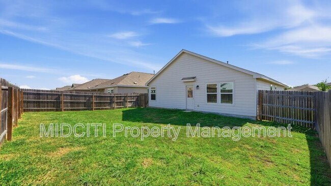 Building Photo - 466 Fairy Duster Dr