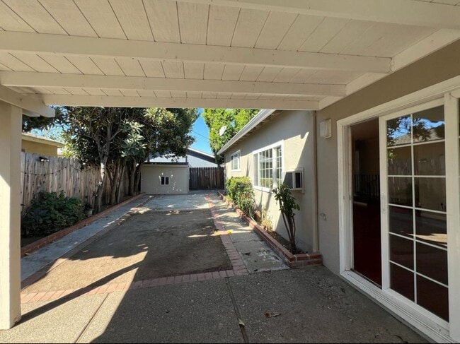 Building Photo - Blacow home for rent! $3499