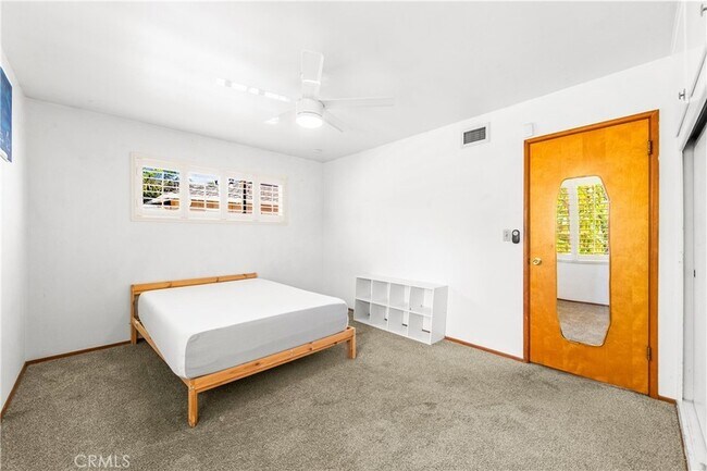 Building Photo - 454 N Shattuck Pl