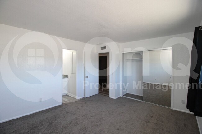 Building Photo - 124 E Minton Dr