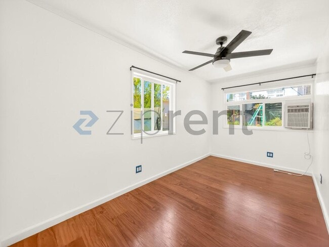 Building Photo - 2755 Sanborn Ave